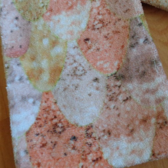 Society 6 set of hand towels (2) Guest towel Guest bathroom powder room - Picture 8 of 8